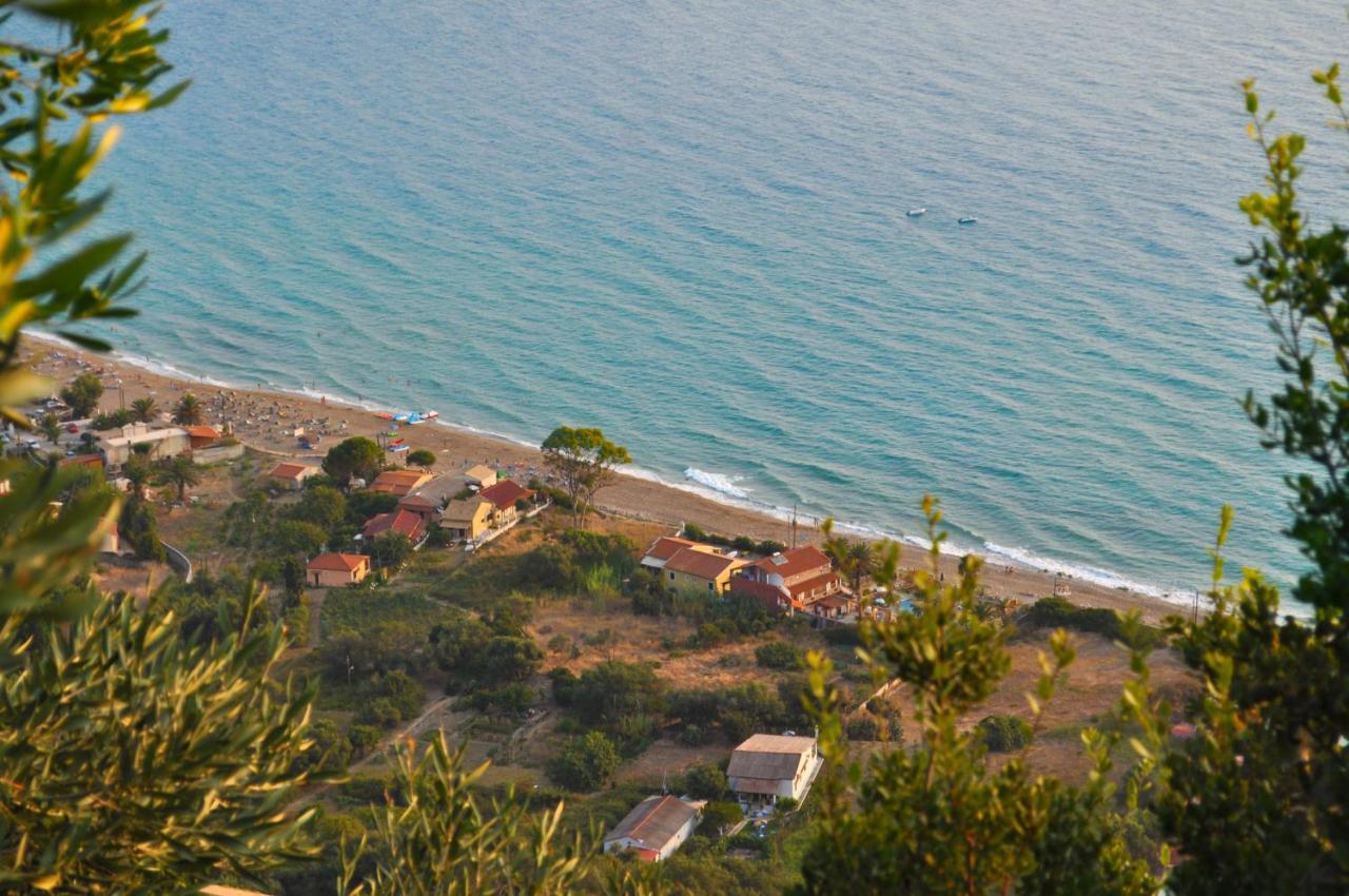 Beach House Yannis 3 In Agios Gordios Beach On Corfu Exteriör bild